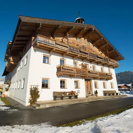 Ferienwohnung Huberhof * オーベルンドルフ・イン・チロル