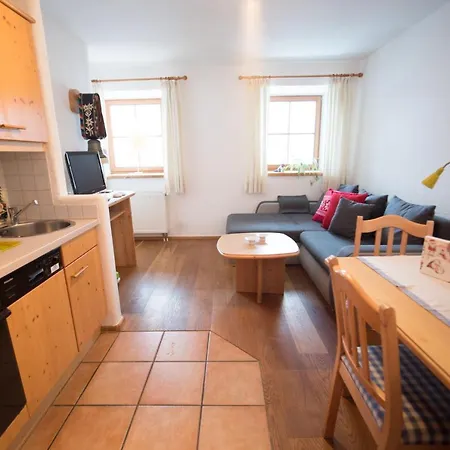Ferienwohnung Huberhof * オーベルンドルフ・イン・チロル